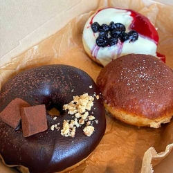Agata Donuts（アガタ ドーナツ）